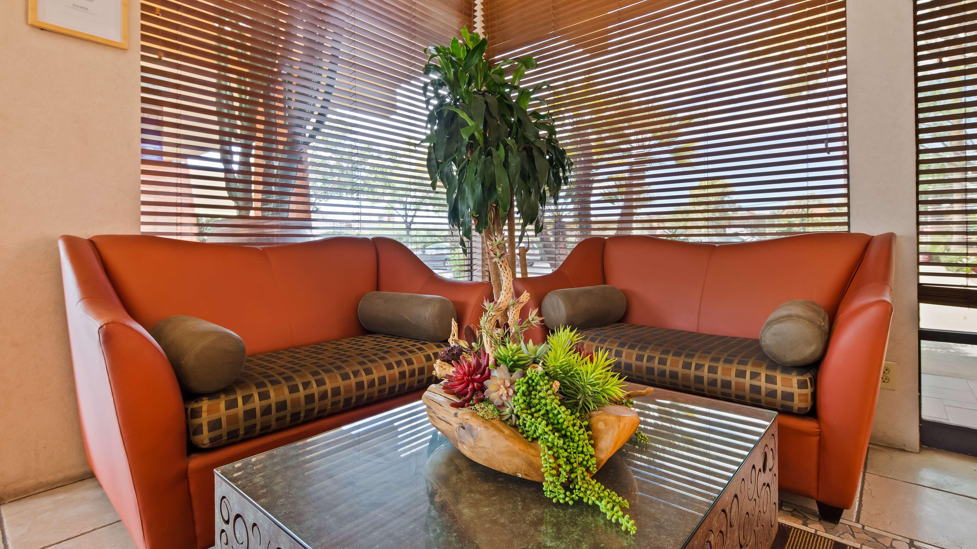 Best Western Royal Sun Inn & Suites Tucson Exterior photo