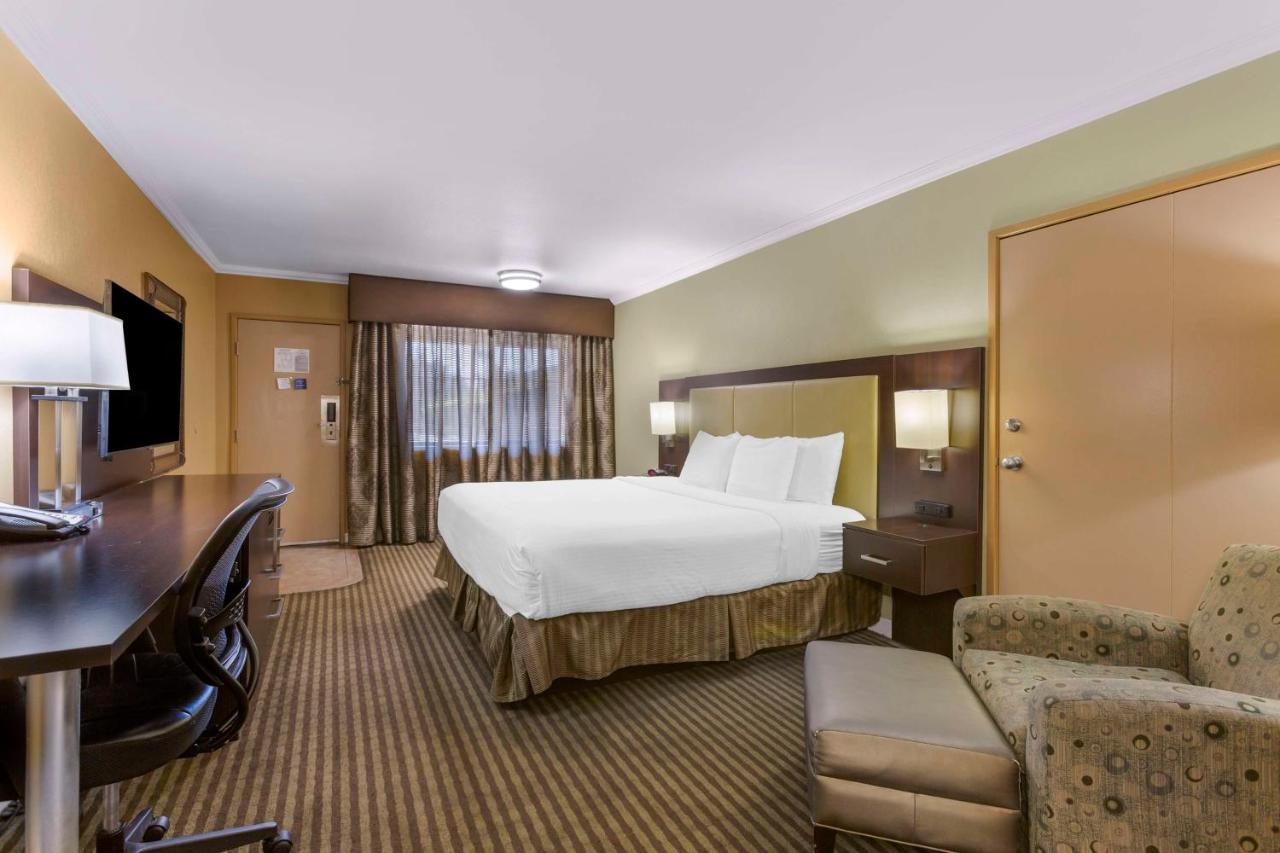Best Western Royal Sun Inn & Suites Tucson Exterior photo