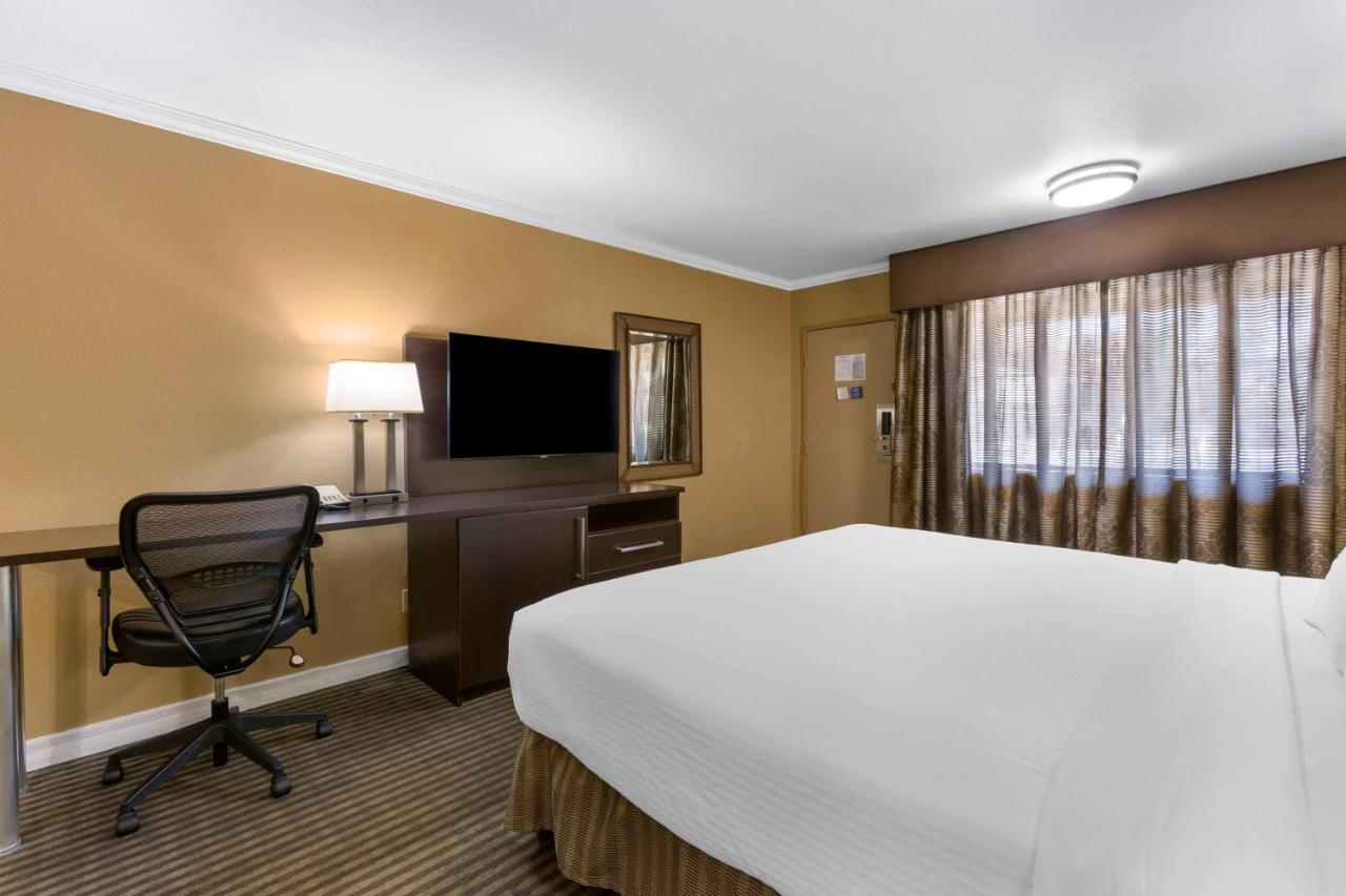 Best Western Royal Sun Inn & Suites Tucson Exterior photo